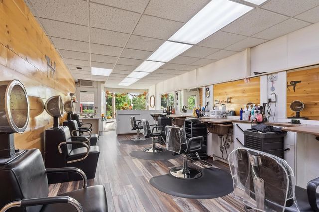 158 Fairhaven Rd, Worcester, MA 01606