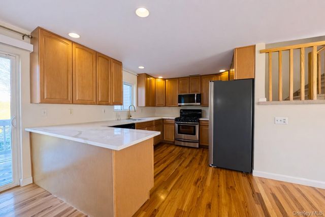 241 Tamerisk Lane, New Windsor, NY 12553