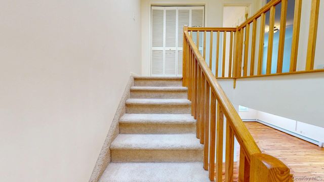 241 Tamerisk Lane, New Windsor, NY 12553