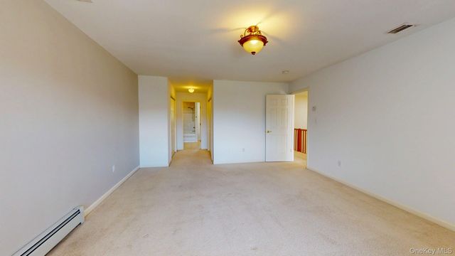 241 Tamerisk Lane, New Windsor, NY 12553