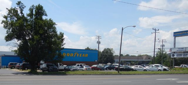 300 BROAD ST, Waynesboro, VA 22980