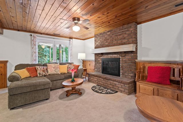 1055 Bridge Street, Shoreview, MN 55126