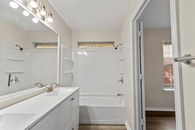 806 Kalanchoe Court, College Station, TX 77840