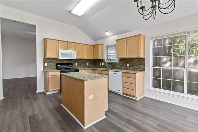 806 Kalanchoe Court, College Station, TX 77840