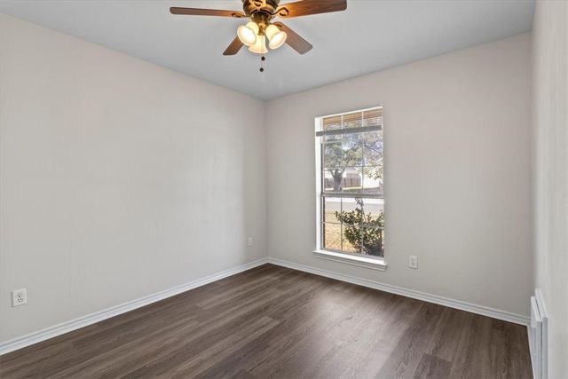 806 Kalanchoe Court, College Station, TX 77840