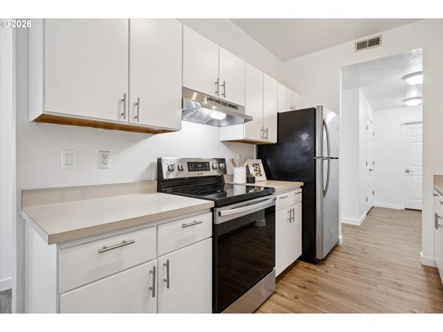 1441 Sw CLAY St 210, Portland, OR 97201