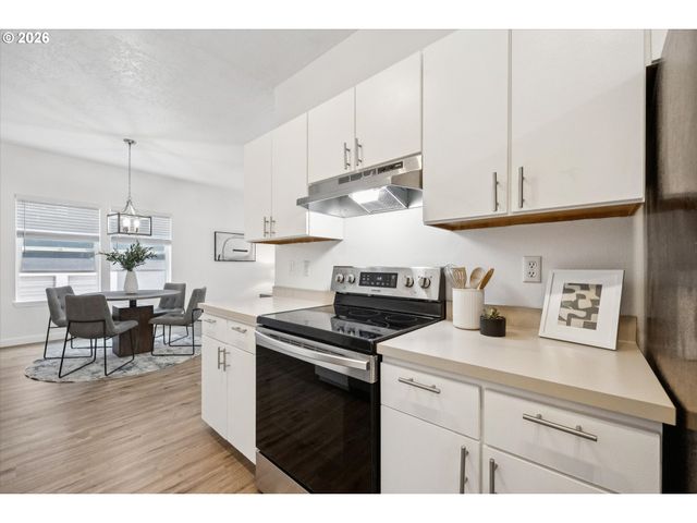 1441 Sw CLAY St 210, Portland, OR 97201