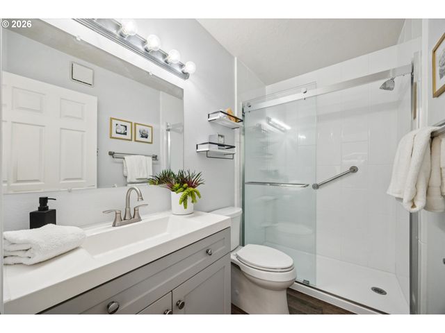 1441 Sw CLAY St 210, Portland, OR 97201