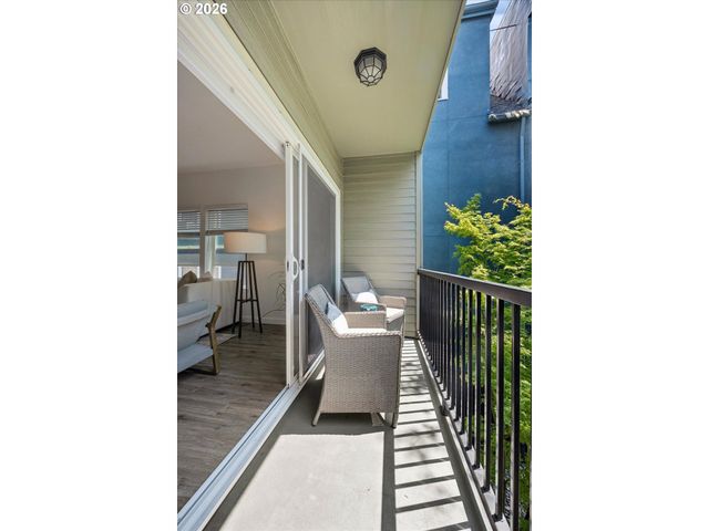 1441 Sw CLAY St 210, Portland, OR 97201