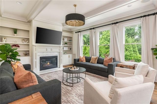 1282 Kendrick Road NE, Atlanta, GA 30319