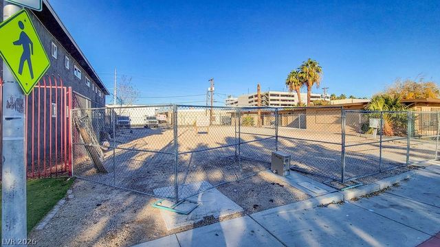 2300 Tam Drive, Las Vegas, NV 89102