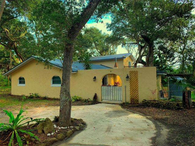 3 ELIZABETH DRIVE E, Palm Coast, FL 32137