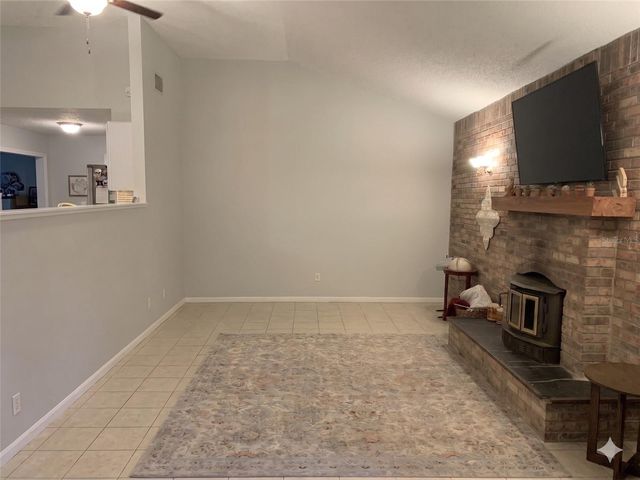 3 ELIZABETH DRIVE E, Palm Coast, FL 32137