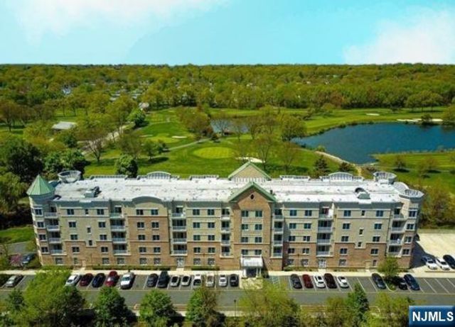 2205 Windsor Park Court 205, Englewood, NJ 07631