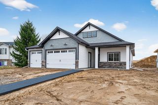 1402 Jefferson Street S, Cambridge, MN 55008