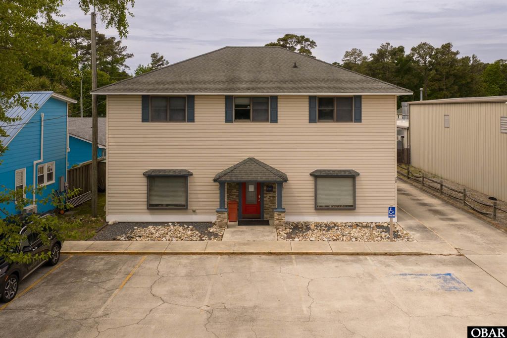 Image 3 of property listing at 708 US Highway 64 and 264 Lot 5, Manteo, NC 27954