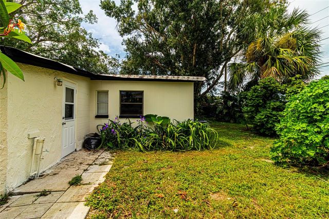 5116 ELDORADO DRIVE, Tampa, FL 33615
