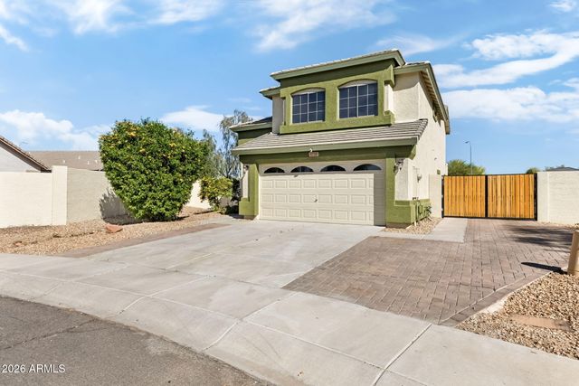 5739 W SELDON Lane, Glendale, AZ 85302