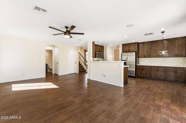 5739 W SELDON Lane, Glendale, AZ 85302