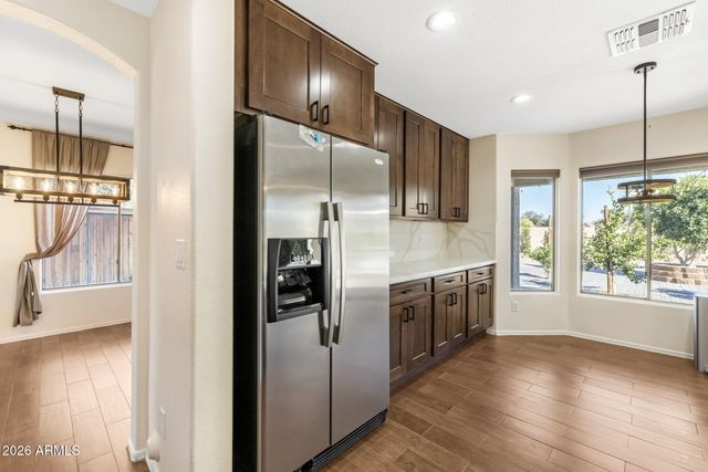 5739 W SELDON Lane, Glendale, AZ 85302