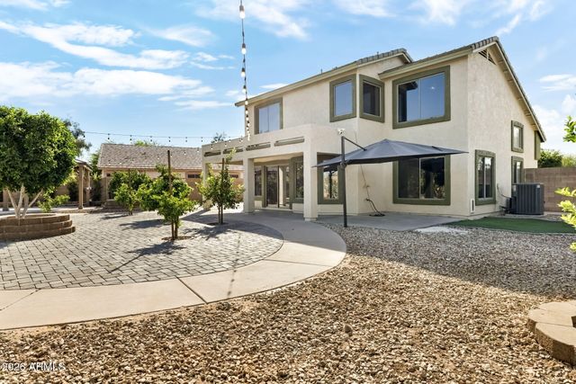 5739 W SELDON Lane, Glendale, AZ 85302