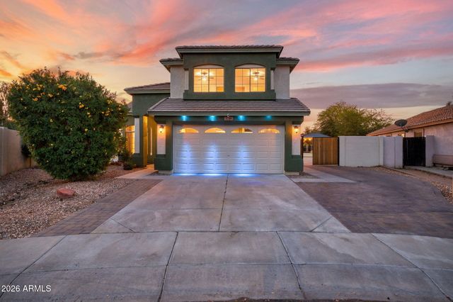 5739 W SELDON Lane, Glendale, AZ 85302