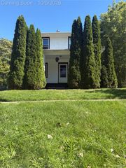 1410 Begole Street, Flint, MI 48503