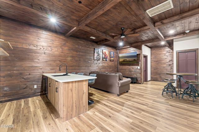 2332 Boulder Way, Sevierville, TN 37862