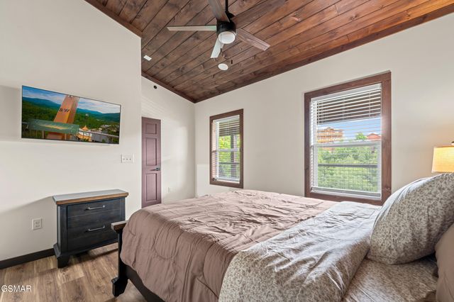 2332 Boulder Way, Sevierville, TN 37862