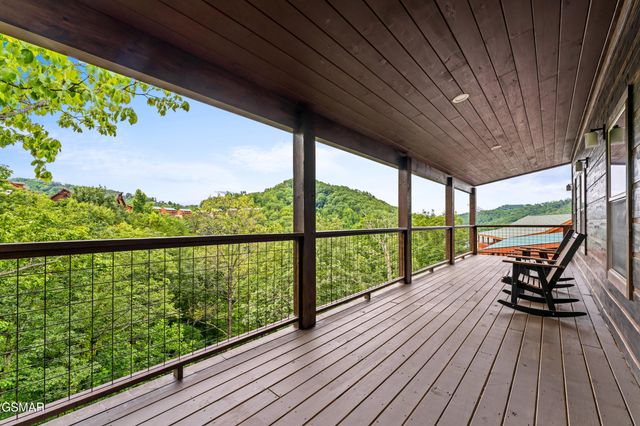 2332 Boulder Way, Sevierville, TN 37862