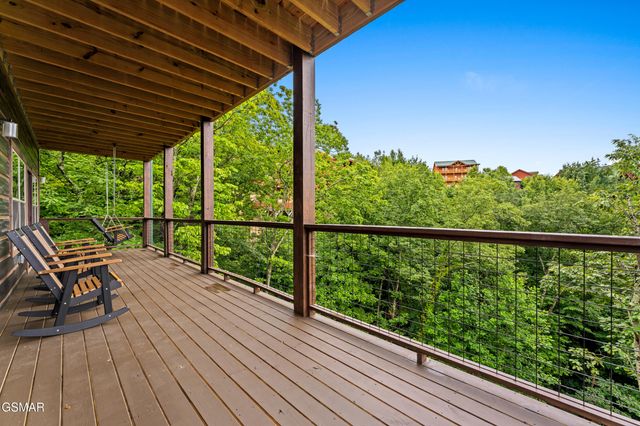 2332 Boulder Way, Sevierville, TN 37862