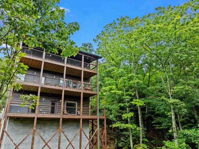 2332 Boulder Way, Sevierville, TN 37862