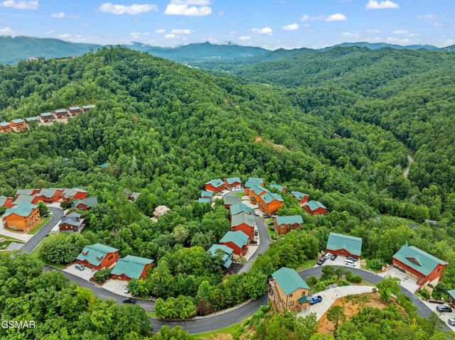 2332 Boulder Way, Sevierville, TN 37862