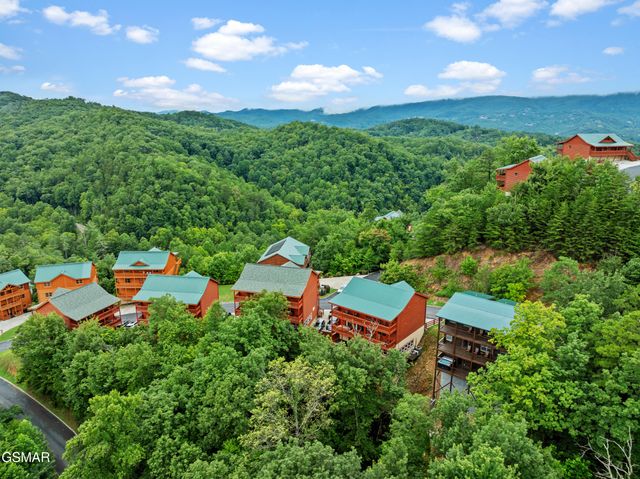 2332 Boulder Way, Sevierville, TN 37862