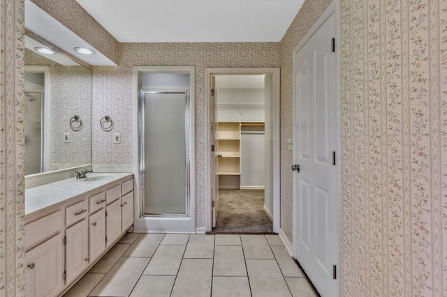 755 Regal Dr, Murfreesboro, TN 37129