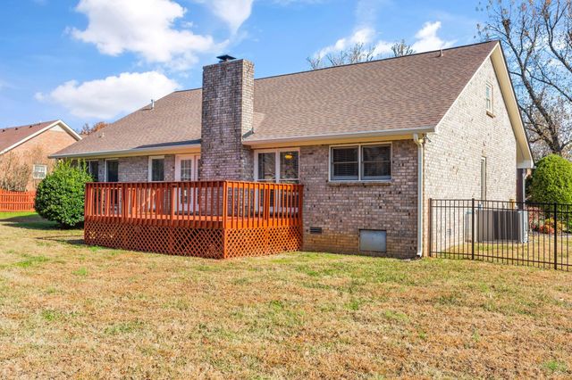 755 Regal Dr, Murfreesboro, TN 37129