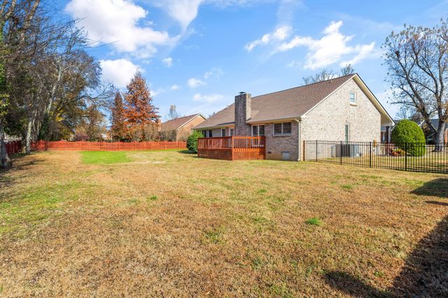 755 Regal Dr, Murfreesboro, TN 37129