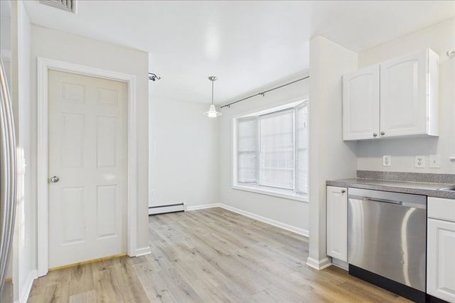 37 Glen Ave 15, Chelmsford, MA 01824