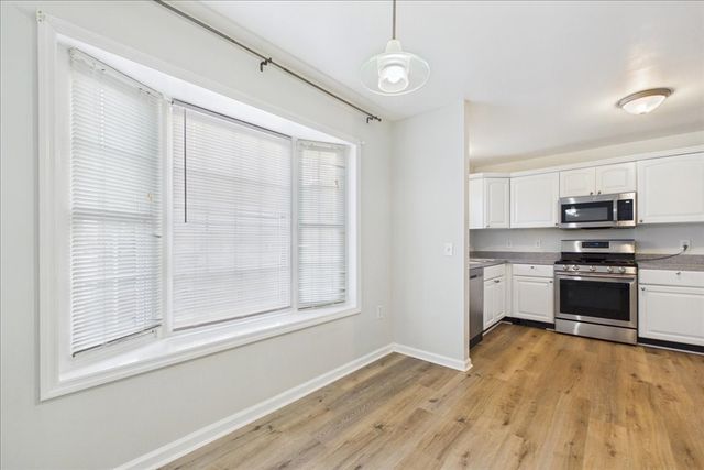 37 Glen Ave 15, Chelmsford, MA 01824