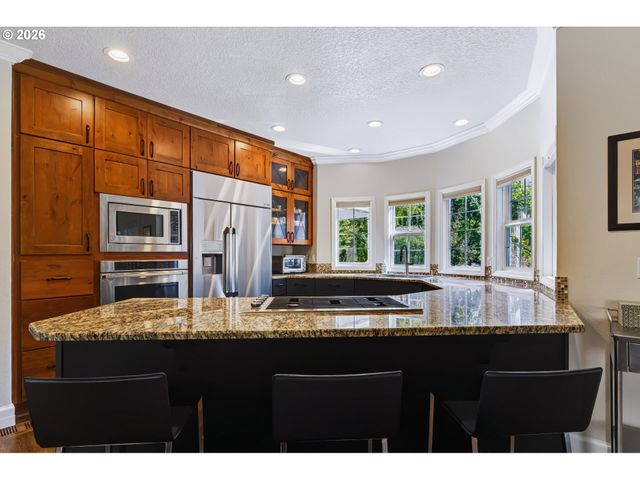 18462 ANDUIN Ter, Lake Oswego, OR 97034
