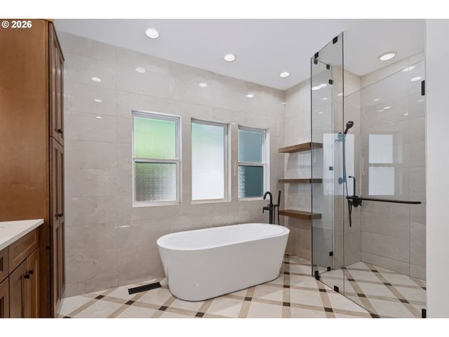 18462 ANDUIN Ter, Lake Oswego, OR 97034