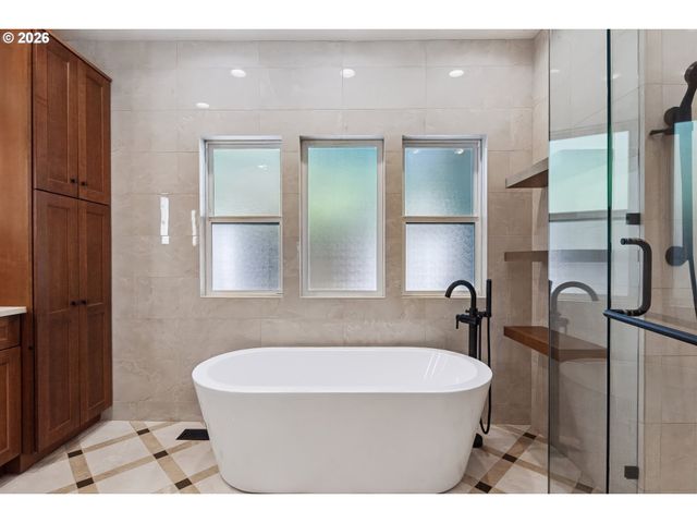 18462 ANDUIN Ter, Lake Oswego, OR 97034