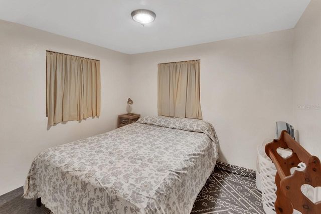 4725 AUDUBON AVENUE, De Leon Springs, FL 32130