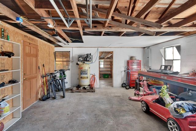 4725 AUDUBON AVENUE, De Leon Springs, FL 32130