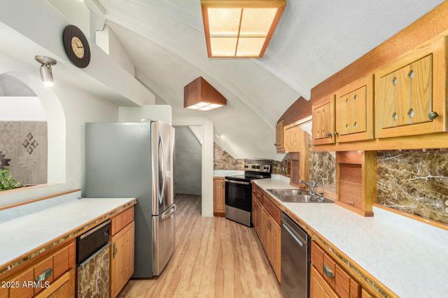 412 W JOY RANCH Road, Phoenix, AZ 85086