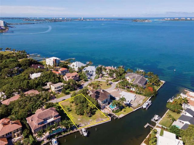 955 WHITAKERS LANE, Sarasota, FL 34236