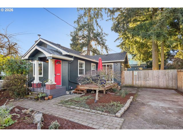 6118 Ne Alton St, Portland, OR 97213