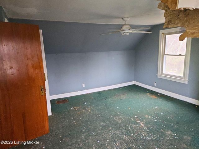 2207 Rockford Ln, Louisville, KY 40216