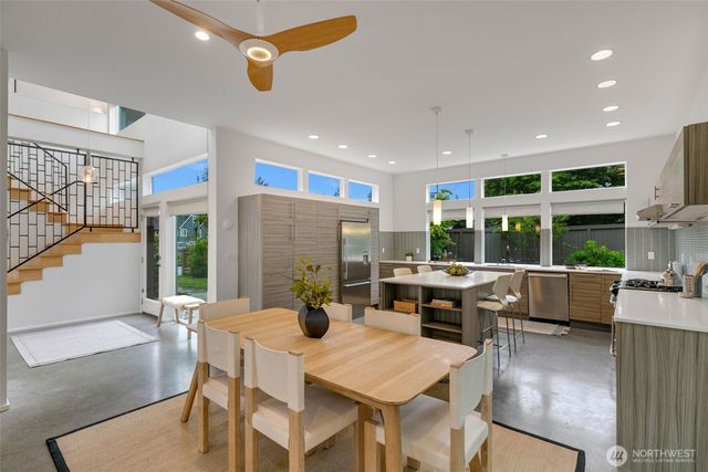 3200 E Republican Street, Seattle, WA 98112