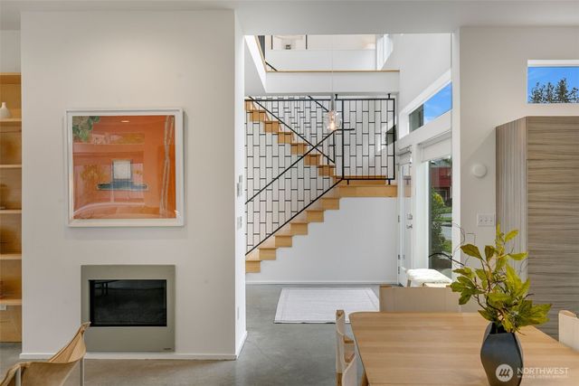 3200 E Republican Street, Seattle, WA 98112
